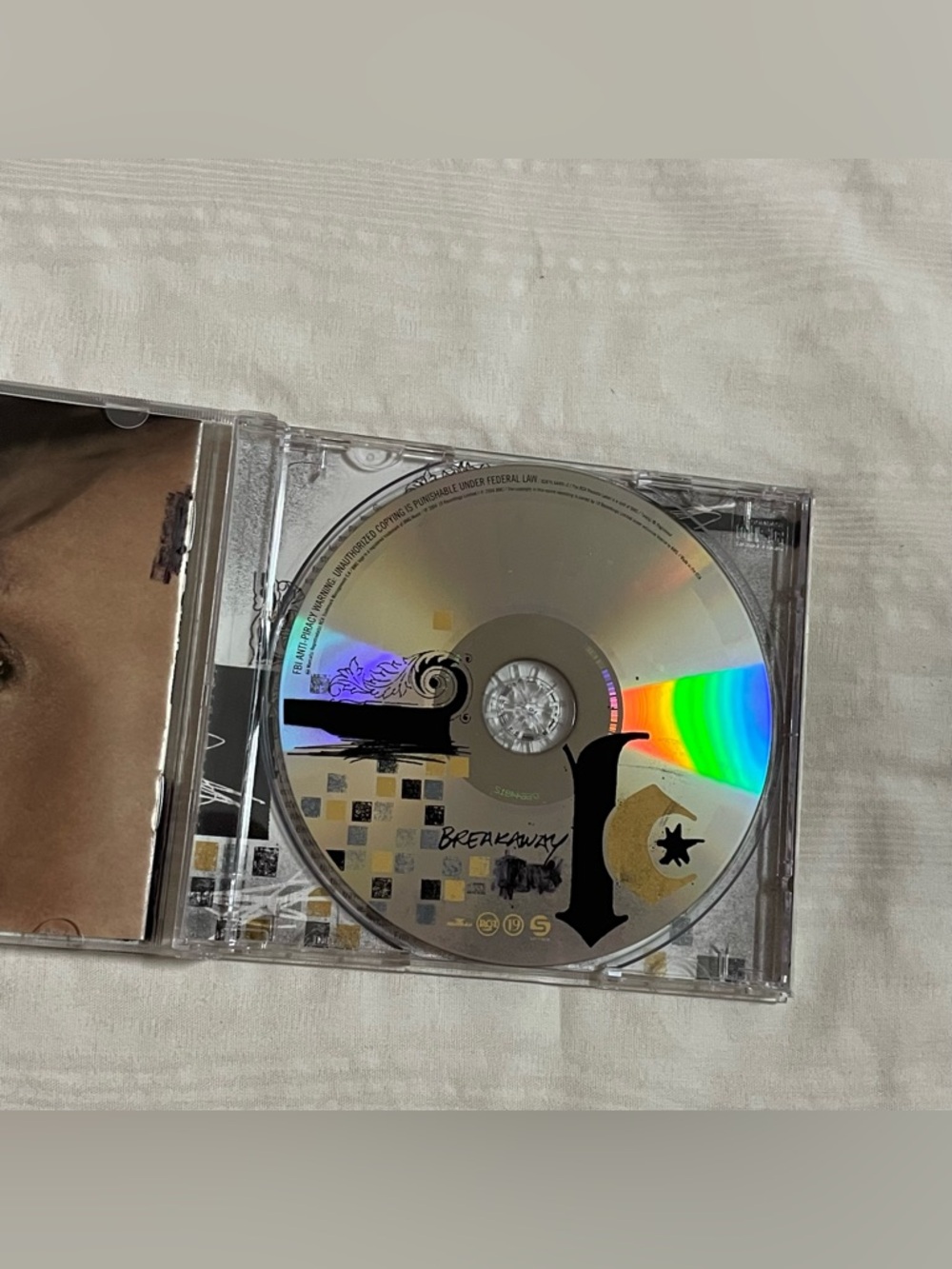 Kelly Clarkson Breakaway Audio CD 2004 - Picture 4 of 7